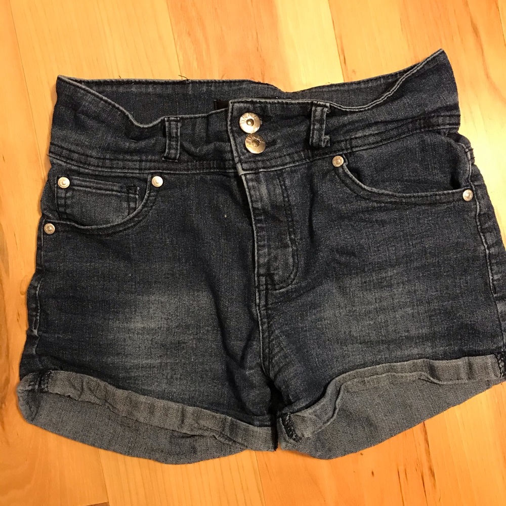 High waisted DKNY shorts